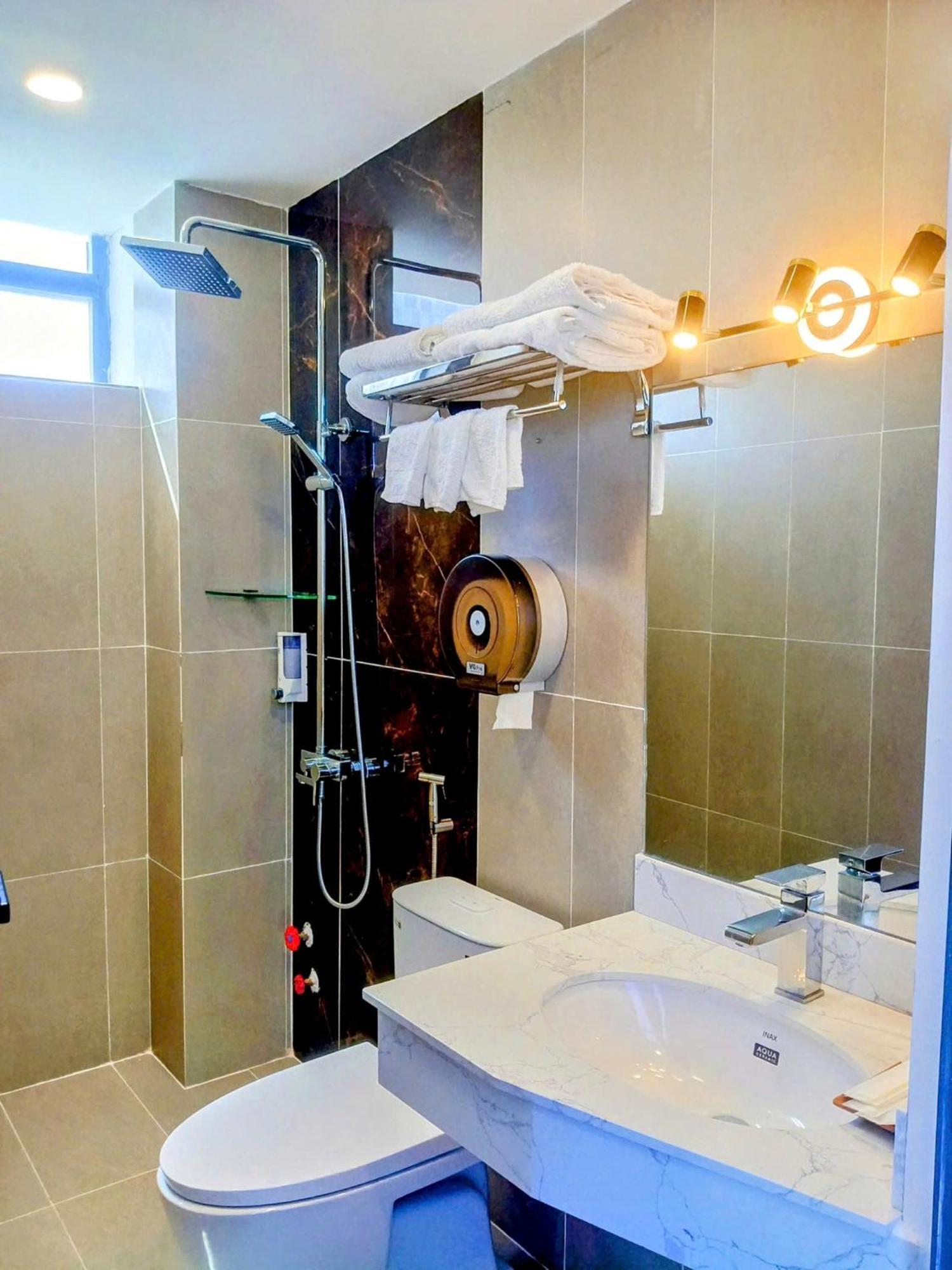 Mia Hotel Вунг Тау Екстериор снимка