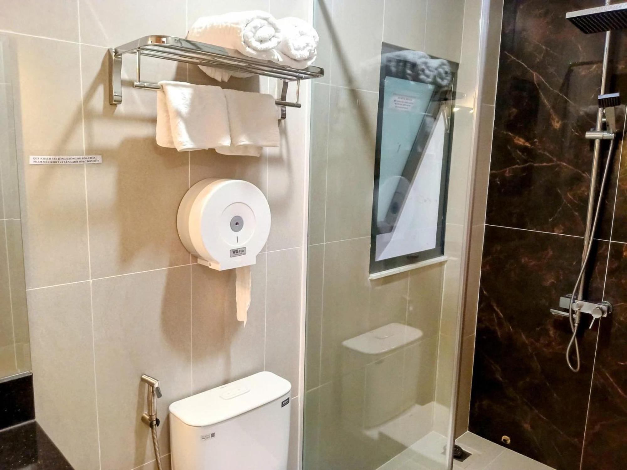 Mia Hotel Вунг Тау Екстериор снимка